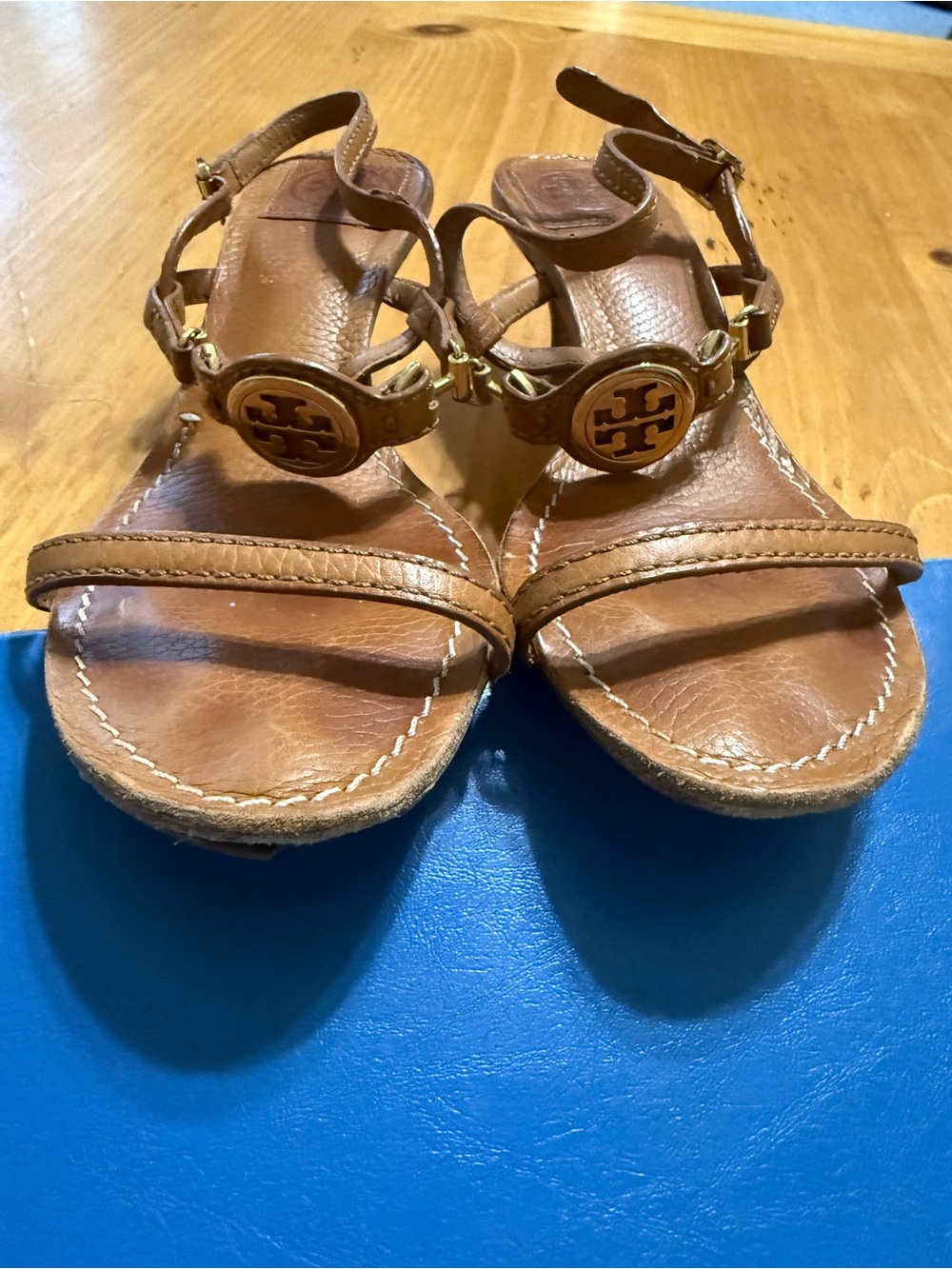 Tory Burch Tan Leather Logo Strap Sandals for Girls